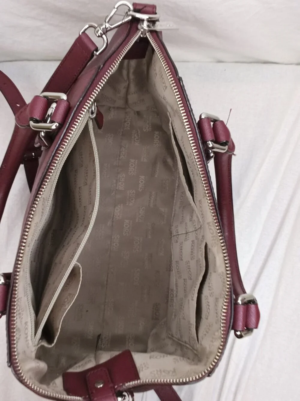 Michael Kors tote removable